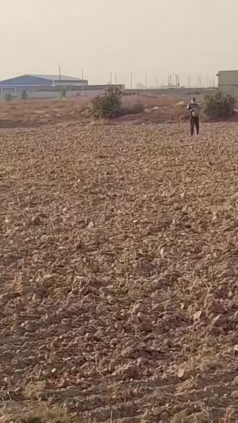 اكثر من ١٠ دوانم عقد ٣٥ بعد الجسر الفرنسي بالنزلة الي مقابيل سكلة ابو علي العگيلي تبعد عن الشارع العام كيلو والارض عالمشروع الاروائي مباشرة ..


**إذا كنت صاحب هذا الإعلان وتريد حذفه لأي سبب، رجاءا أرسل رسالة إلى الدعم الفني**