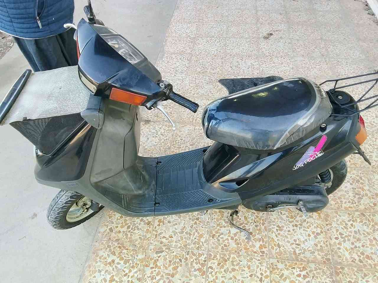 بزون البيع محرك مفتوح السعر 300 مكاني موصل أيسر حي السماح مكلف بالنشر لحد يراسلني مكلف بالنشر ***********
