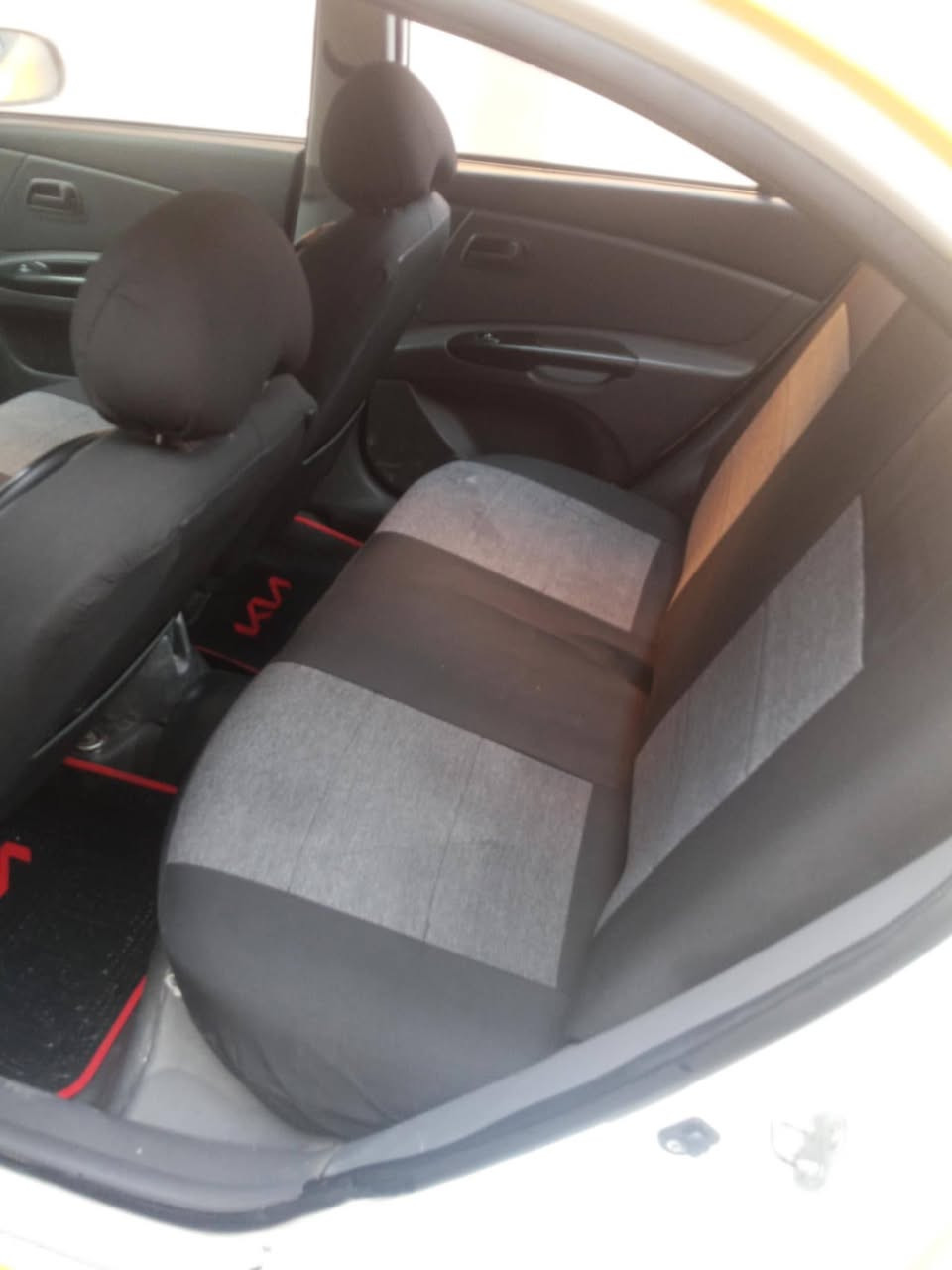 السلام عليكم كيه ريو 
2011 ضرر براس الجاملق الامامي السعر 103وبيها مجال اخوان بس الشراي يخابر فدوه ***********
