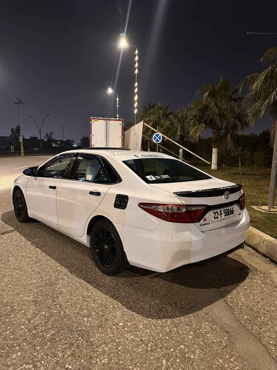 ‏كامري ٢٠١٧ مواصفاتSE بلاس بي 5قطع اربع قطع كلير امريكا  10سم شاصي لحيم سعره 158 وهذا سنوية 29 بطاقة بنزين للتواصل على الرقم***********
