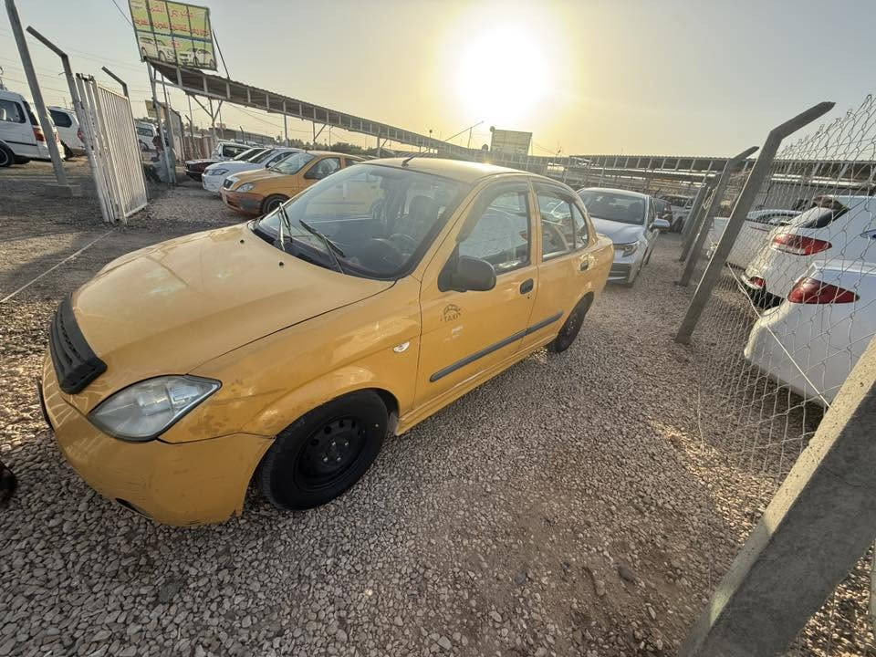 طيبة 2015 كير ومكينة كفالة تبريد فول تخم تاير جديد حدادية جديده 
كفالة عامه من كلشي ماعدى طخة بالجاملغ الخلفي مصلحة بارد والباقي مكفول  السعر 38 وبيها مجال بسيط مكانها كربلاء طويريج 
***********
