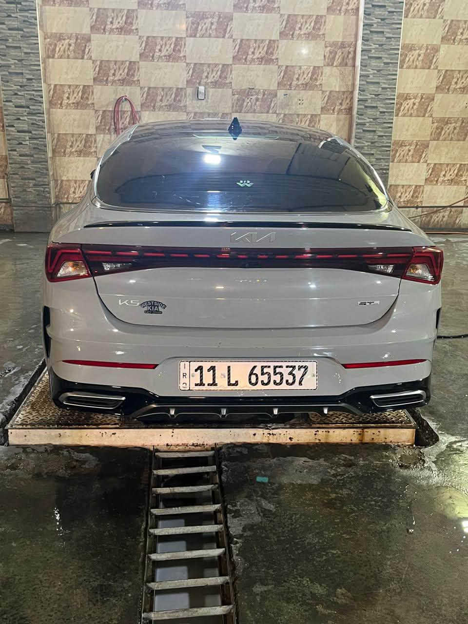 جمعه مباركه 🤍
K5 2023 لون سمنتي 
فول موصفات جيتي لاين  موصفات معروفه 
حادث جاملغ او بنيد 
ماشيه: 38ميل 
السعر :185
رقم راعيها :***********
