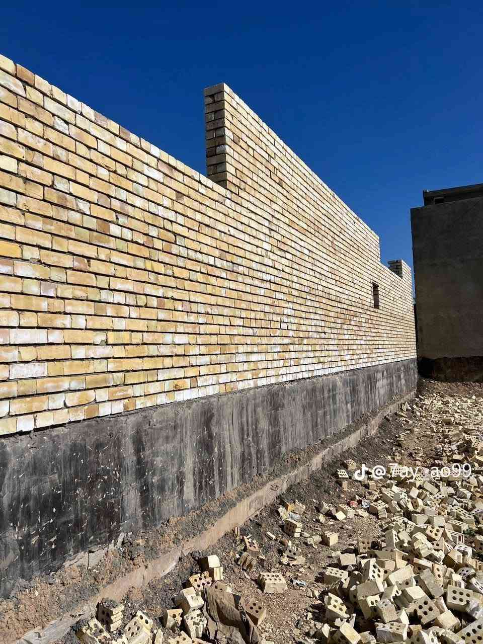خلفات بناء شغل مضبوط متفرغ حاليا  ***********
