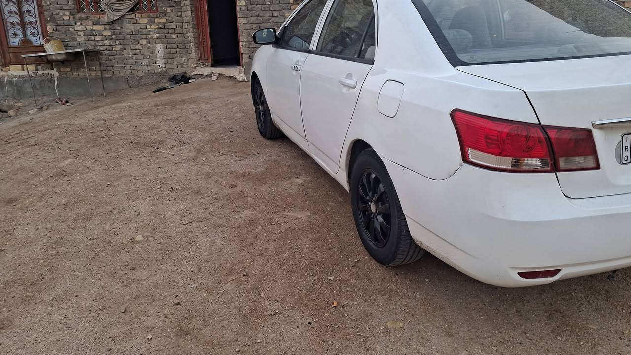 سلام عليكم سياره بيوادي ١٣لبيع مراوس بتكسي وبيع سياره تخم تاير حداديه جديده   رقم نكليسي وبسمي سعره ٥٢وبيه مجال رقم ***********
