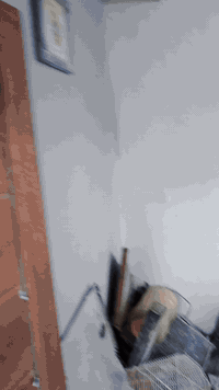 السلام عليكم بيت تجاوز للبيع مساحه 100هو واثاثه  سعره10ونص كربلاء  تجاوز حي الامام الصادق ع قريب على جامع ال عمران اي استفسار هذا رقمي*********** بي واتساب مامتواجد ع الفيس
