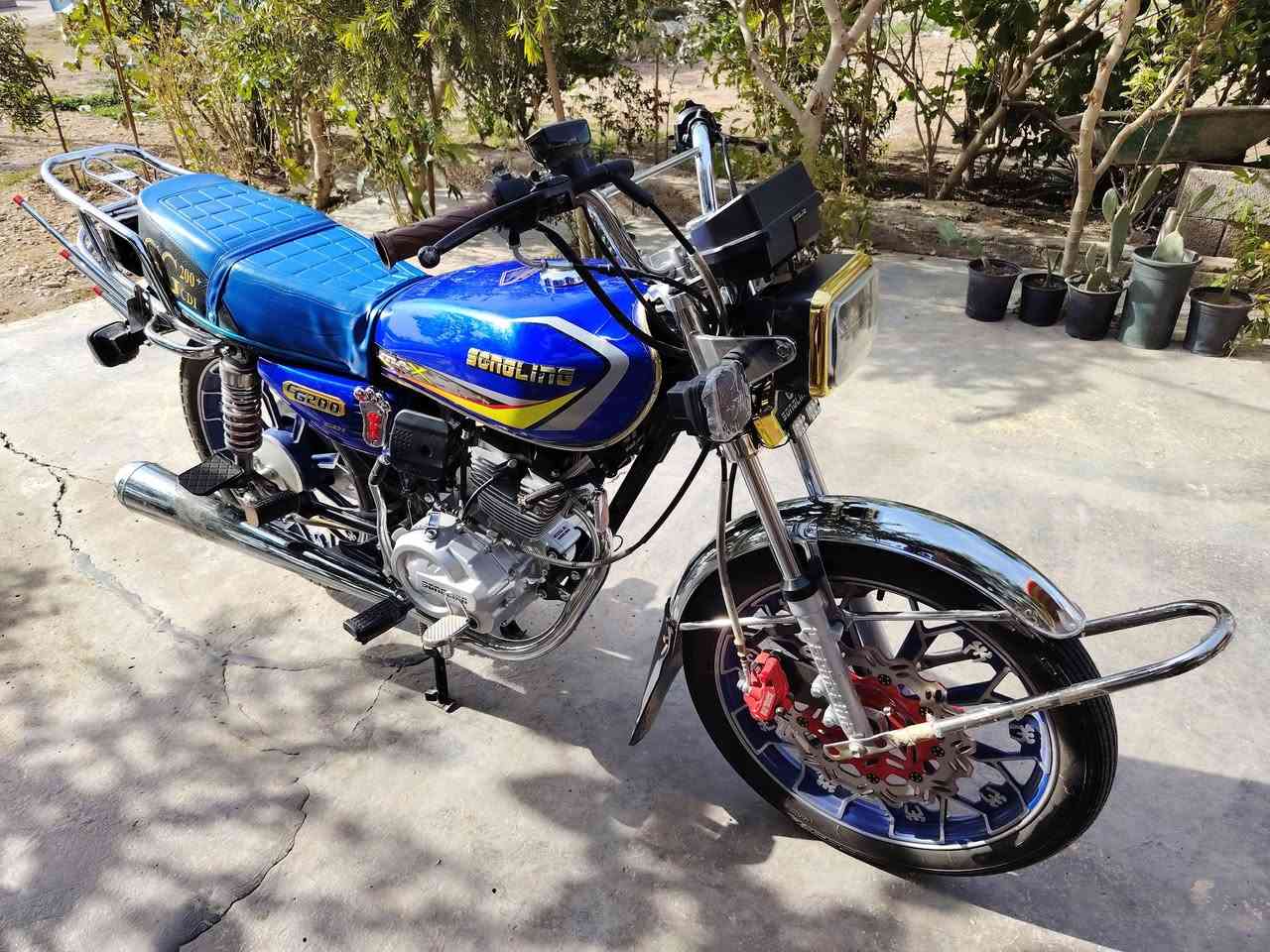 السلام عليكم 
دراجه songling ايراني
 بصمه تشغيل عن بعد 
موديل 2025
محرك 200
 ماشية 1.600
 جديده لك 
السعر 750 الف 
مكان ديالى تقاطع الوجيهية
***********
