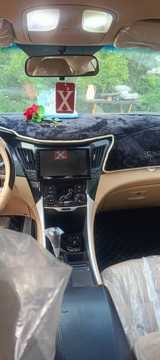 السلام عليكم سوناته موديل 12 خليجيه نضيفه كلش ماشيه 100 رقم سليمانيه بيها بس بنيد والهلال الجاملغ خلفي  *********** السعر 128
