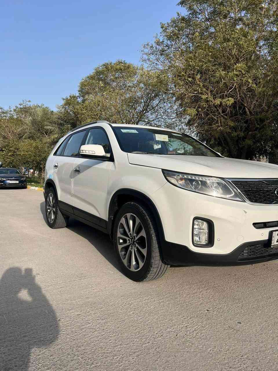 السلام عليكم كيا سورنتو 2015  خليجي رقم سلمانية بسمي سنوية وهزة جديدة صبغ فقط جرء من الدعامية الامامية سيارة جاهزة وبدون اي نقص السعر 165 ورقة وبيهة مجال اعتدر عن المراوس *********** بغداد, العراق
