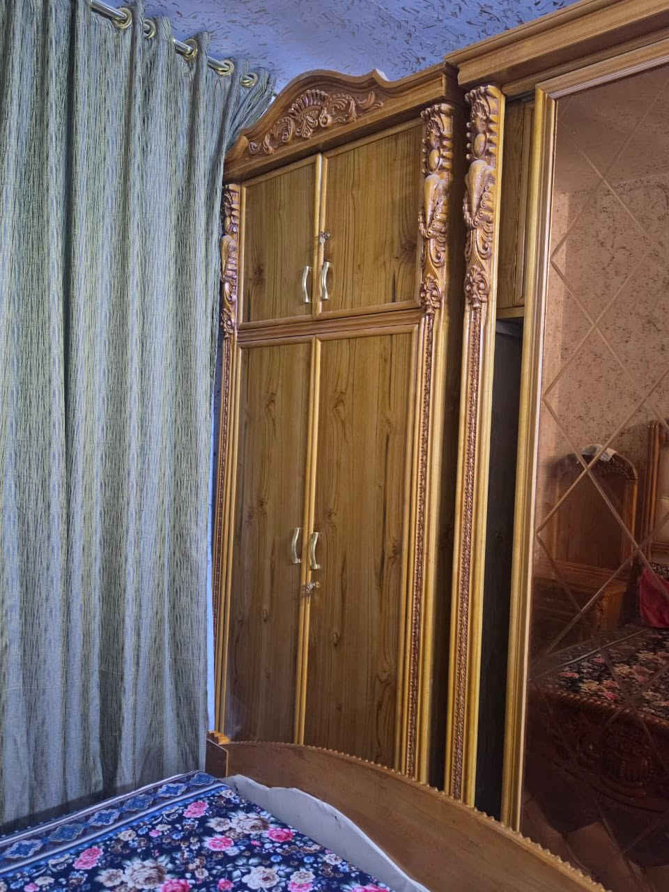 غرفته نوم البيع ما مستعمله ابد بعدهي جديده تفصل تزكم الله شاهد
مكان مدينه الصدر 
السعر مليونين و نص و بيه مجال 
رقم ***********
