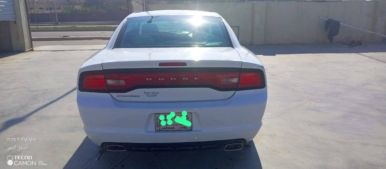 جارجر 13 بيه جاملغ خلفي سونار قديم موجود
السعر 138 وبيهه مجال رقم بغداد الماني 
مكان السياره ميسان 
شرط امداور غيرها ما أبيع 
عليه ادامه كامله 
محرك جديد 
كير جديد 
باتري 
براد دهن جديد أصلي 
عبوه كامله 
تخم تاير 
عوزهه حداديه خلفيه أو فقط دبلات 
***********
