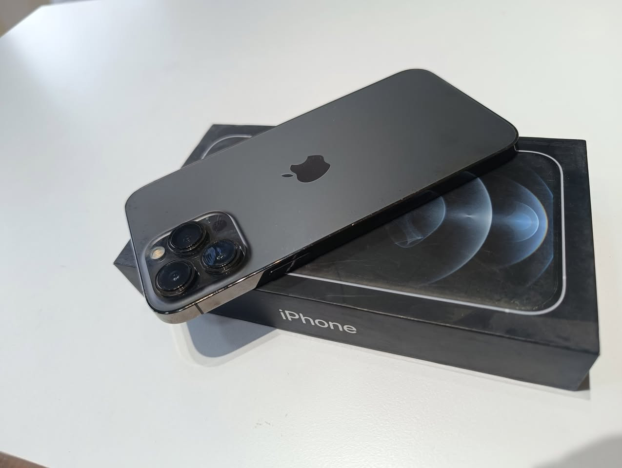 🟨متوفر 👇

🟡 ايفون13 برو ماكس 
🟡 ذاكرة/512
🟡 بطارية/94
🟡 ملحقات  كاملة 
🟡 نضافة 100% 
🟡 نموذج Ⓜ️ 
🟡 للبيع ولمراوس 
🟡 السعر مناسب 🔥
🟨 مستعدين لشراء جميع اجهزتكم أو مراوس بأي جهاز يعجبكم.

يتوفر خدمة توصيل 🚚داخل كربلاء 
او 🎗️
زيارة عنواننا الكائن 👇
العنوان// كربلاء// حي الغدير سوق حي الغدير //قرب مطعم أبو احمد //مجمع الجزيره الطبي//مركز الدقة للموبايل 
مصطفى ***********
مقتدى ***********
