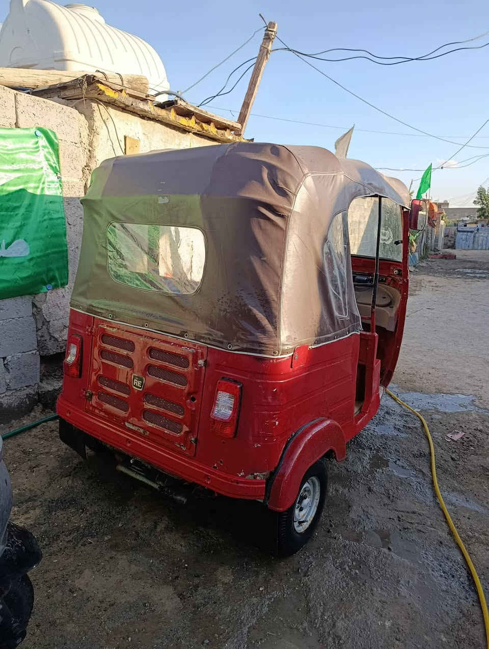 السلام عليكم تكتك 18 شهر 12  بيها مكينة اله مفوله ترايك وين ما تريد أوراق المصطفى 7 كاملات العنوان بغداد ورى سيطرة الشعب *********** بيه واتس آب
