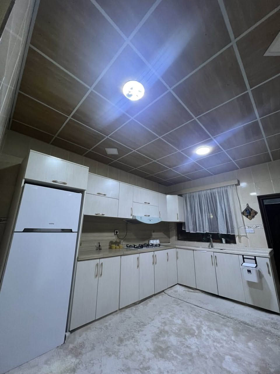 من 850
الي750
بسعر سنك هذا الكاونتر 
***********
اتصال واتساب @@
