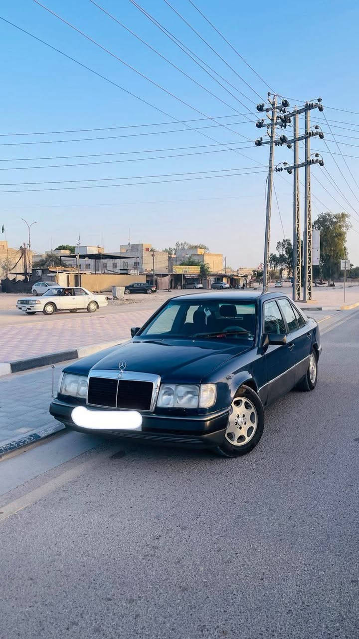 السلام عليكم ورحمة الله وبركاته من رخصت الادمن للبيع مرسيدس دب موديل ٨٩ محدثه ٩١رقم كربلاء مكينه بطه نظيفه اريد مراوس بسياره حسب القناعه السياره بسمي المكان كربلاء للاستفسار اتصال على الرقم ***********
