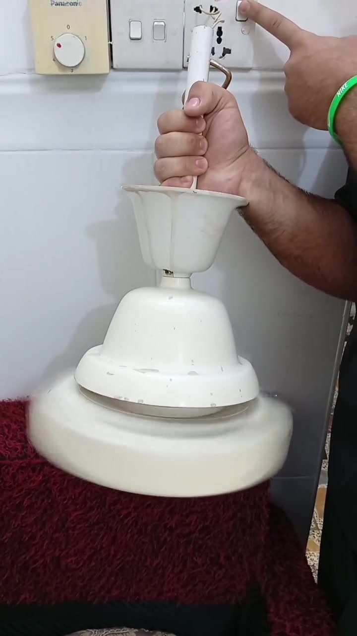 للبيع بنكة ماركة شام نظيفة وشغالة عالفحص سرعة عالية جداً وغراضها كلها كاملة وخلاط سلفر كوك الالماني بسعر مناسب يحتاج فقط تبديل شفرات عنوان شهداء البياع شارع المضخة الثاني


**إذا كنت صاحب هذا الإعلان وتريد حذفه لأي سبب، رجاءا أرسل رسالة إلى الدعم الفني**