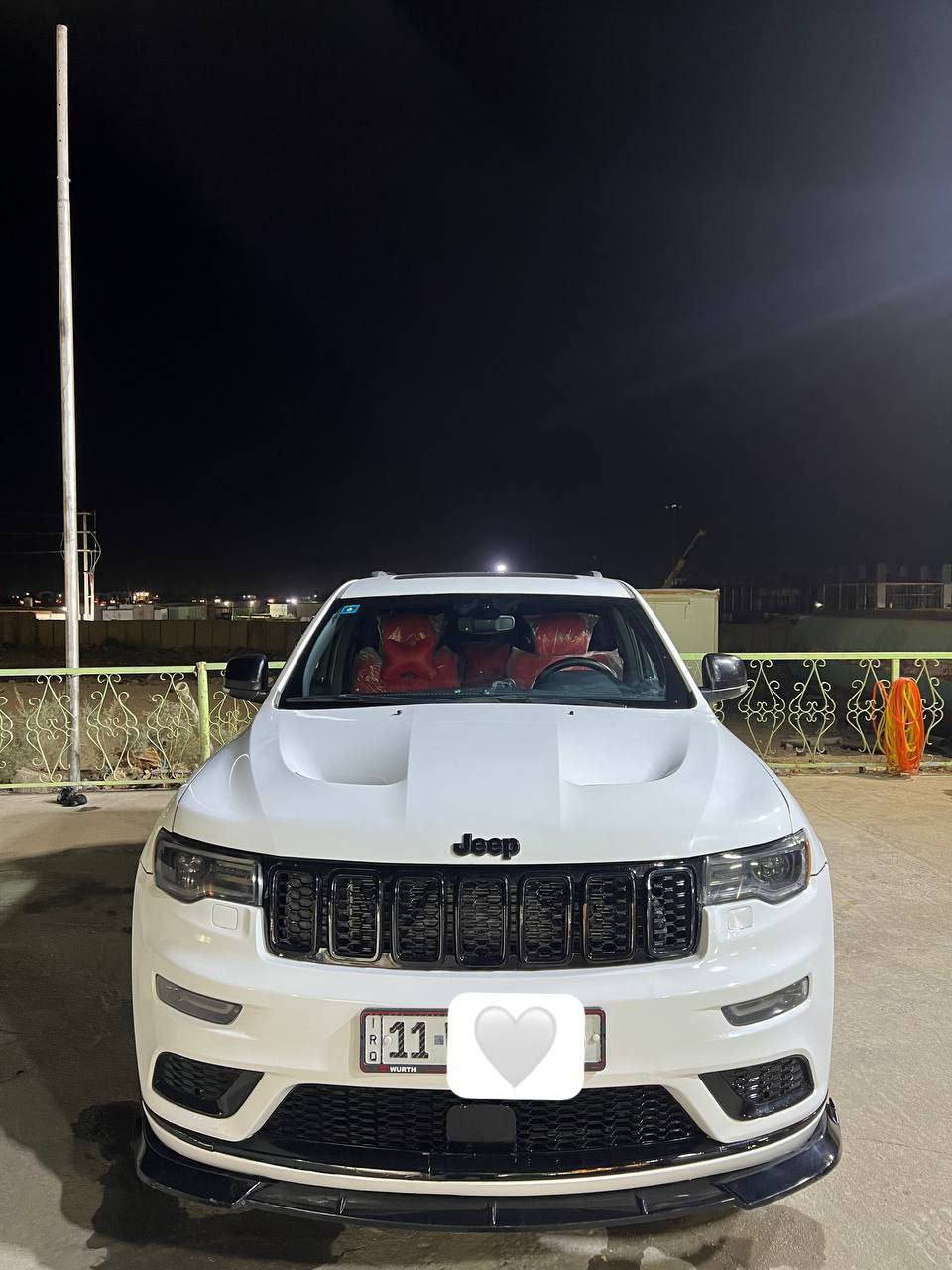 جيب لمتدX فول مواصفات رقم بغداد الجديد سنويه ل2029  تريد تحويل تريد وكاله حاظر
19////22 
ماشية 76 م. حلوة ونضيفة. ونصبه السيارة ممتعوبة داخل جديد +دوشمه تفصال لون احمر فوك البلاد 
 ( وارد امريكي حادثه حلو  فقط خشم البنيد ومصبوغ وجاملغ صبغ فقط بدون دواخل  يعني قطعتين صور الحادث بالمنشور )
المحرك : 5.700  V8 
عليه طابوكه من العام 
* المواصفات.........
*المقاعد  الجلد داخل اسود + دوشمه فوك البلاد تفصال لون احمر 
* المقاعد الأمامية كهربائية .
* ذاكرة لحفظ وضعيات الجلوس . 
* المقاعد الأمامية مع تدفئة . 
* صف المقاعد الخلفية مع تدفئة . 
* ويل قياس 20 .
*هيتر بل مري 
* تدفئة ستيرن . 
* فتحتين سقف 
* شاشه 8.4 انج .كبيره
* نظام الملاحة (GPS) . 
* نظام خاص للطرق الوعرة 4*4 تحكم كامل . 
* مصابيح امامية زنون . 
* المصابيح الأمامية مع LED لايت . 
* كشافات الضباب زنون . 
* تشغيل عن بعد .
* صندوق كهربائي .
*  حساسات خلفية .
* كاميرا خلفية . .
* مرايا بخاصية التعتيم الذاتي . 
* بلوتوث تلفون . 
* محدد سرعة . 
* نظام تشغيل واطفاء اوتماتيكي للمحرك للتوفير من صرف الوقود .
*نضام ايكو اقتصاد
* اناره داخليه  متغير ع البرنامج 
* شاشاة خلفيه تجوه شادله 12 انج
*شادله كزوز HT ريمونت يعني صوت مرعب وصوته حلو كلش + دبابه البلاد موجوده حجر البيئه موجود.. التعجبه السياره بي خير ويدلل هذا رقم يتصل *********** واتساب بي 
واسف ع الاطاله 🤍
