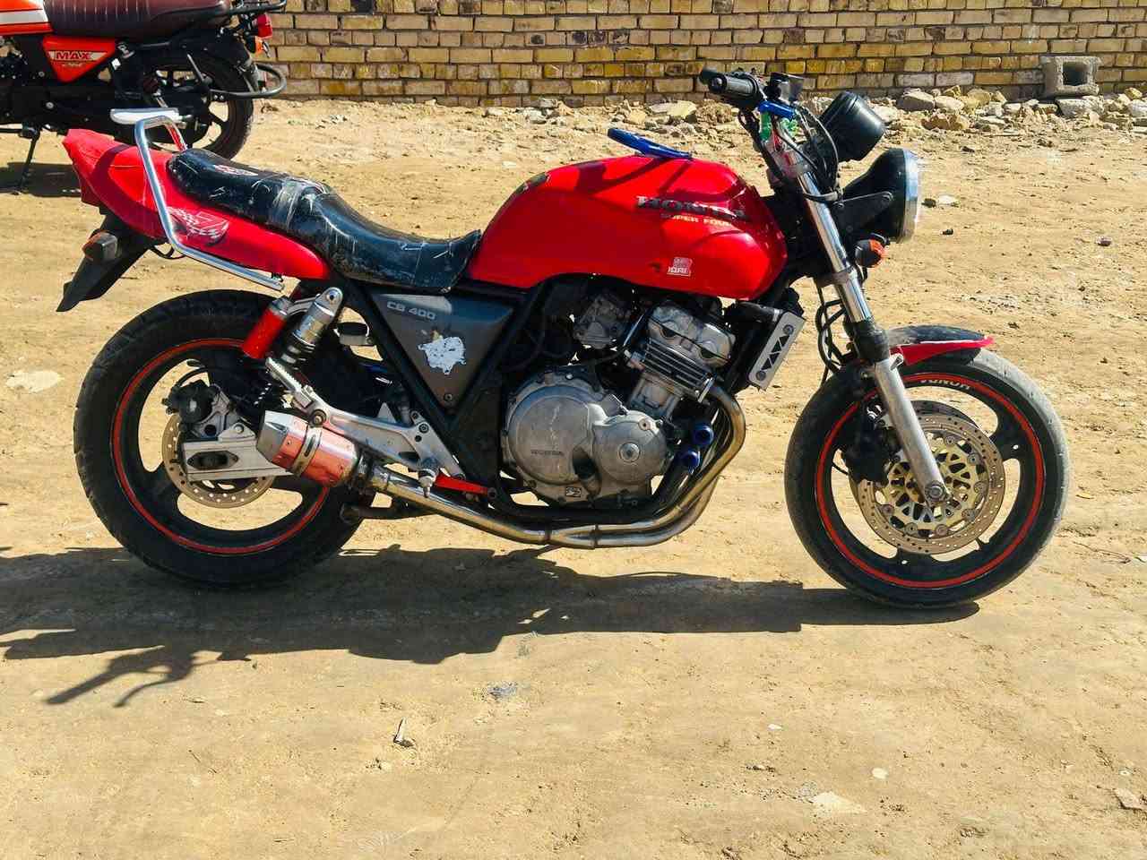 سلام عليكم سيبي400 كفاله عامه
جيل الاول

2007

سعر خاص 

رقمي ***********

تواصل على الخط فقط
مكان ناصريه سيد دخيل
