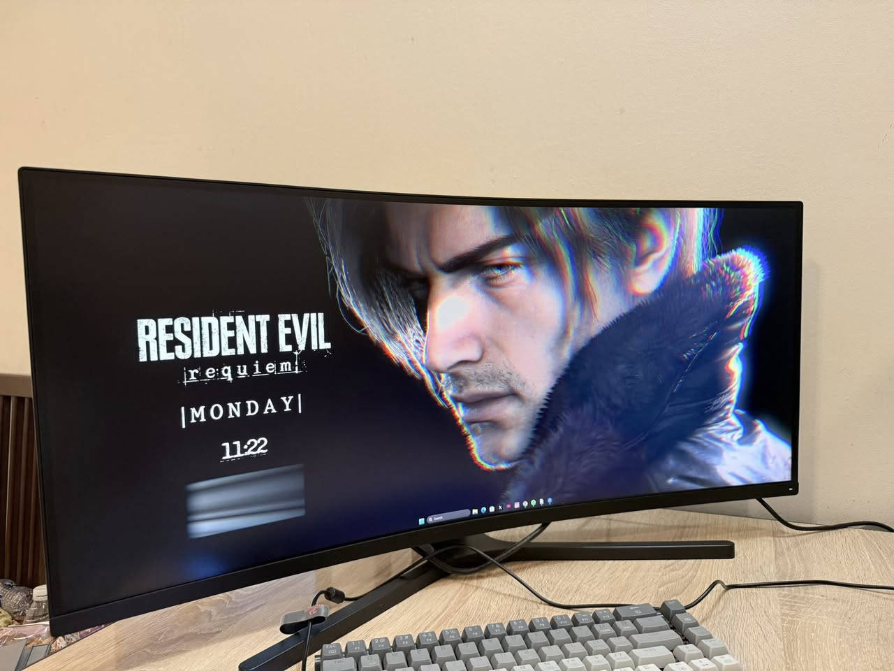 للبيع شاشة Xiaomi Mi Curved Gaming Monitor 34 مستعملة بحالة جيدة ✨

🔹 المواصفات:

* حجم 34 إنج UltraWide
* دقة 3440×1440 WQHD
* معدل تحديث 144Hz
* زمن استجابة 4ms
* انحناء 1500R
* نسبة عرض 21:9
* لوحة VA بألوان وتباين ممتاز
* تدعم FreeSync
* منافذ HDMI و DisplayPort
* مناسبة للألعاب، المونتاج، والاستخدام اليومي

⚠️ تنبيه مهم:

* الشاشة تحتوي على 4 خطوط ديد بكسل ظاهرة
* يوجد شخط بسيط في إحدى الزوايا
* لذلك السعر محسوب على هذا الأساس

📦 الكارتون الأصلي موجود
💰 السعر المطلوب: 325 ألف دينار عراقي
وقابل للنقاش البسيط للجادين فقط
للتواصل ماسنجر او واتساب***********
