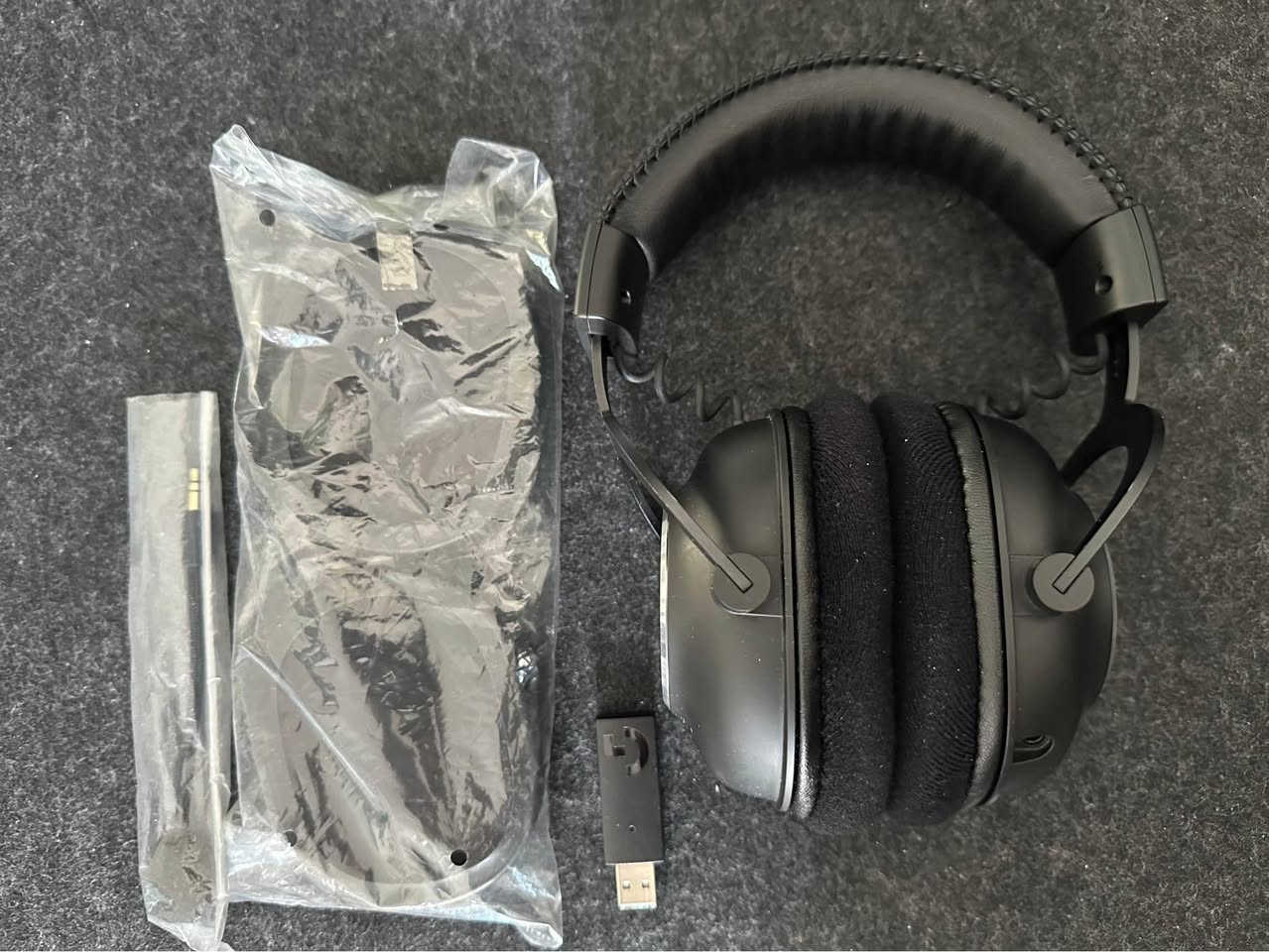 logitech g pro x headset 
نظيفة اغراض كاملة شرط الفحص أربيل, العراق


**إذا كنت صاحب هذا الإعلان وتريد حذفه لأي سبب، رجاءا أرسل رسالة إلى الدعم الفني**