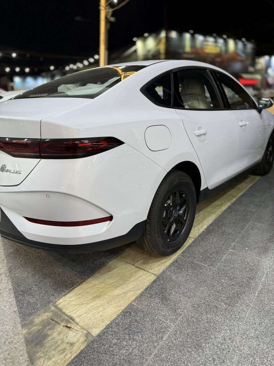 سلام عليكم .. BYD QIN PLUS موديل 2025  هايبرد بانزين كهرباء داخل جلد ابيض رقم اربيل تحويل او وكاله مجانيه لزياده المعلومات الاتصال ب ***********
