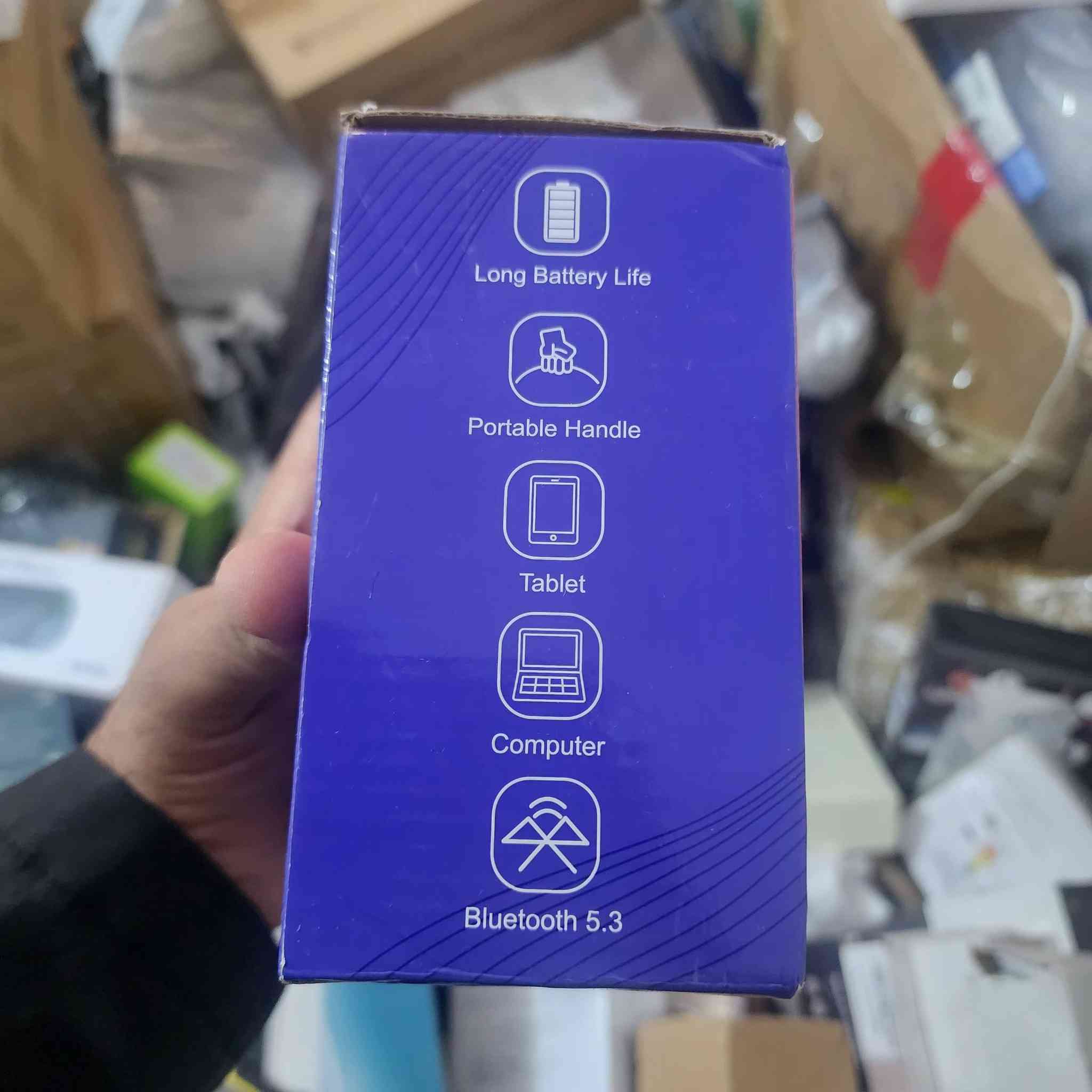 سلام عليكم 
سماعة بيها ماركة كاريوكي ميشيل ميكروفون ب١٠


**إذا كنت صاحب هذا الإعلان وتريد حذفه لأي سبب، رجاءا أرسل رسالة إلى الدعم الفني**