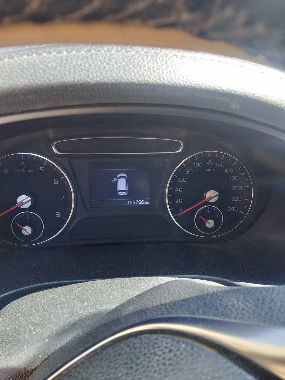 السلام عليكم كيا سورنتو موديل 20 كفاله عامه فول عده بنوراما  6 سرندر 7 راكب سعر 225 بيه مجال كلش قليل حك الجيه مكان كوفه رقم تلفون ***********

