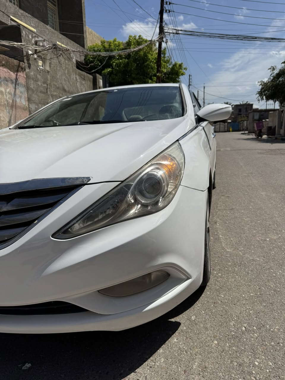 سوناتا 2013 ادوات
مكينه 2400 كير كفاله تبريد تدفئة 
ولي كب 18 فتحه شاشه كبيره تبريد تدفئة مقاعد 
نضامين قياده داخل لونين 
ب48 وبيها مجال عنوان صلاح الدين بلد
***********
