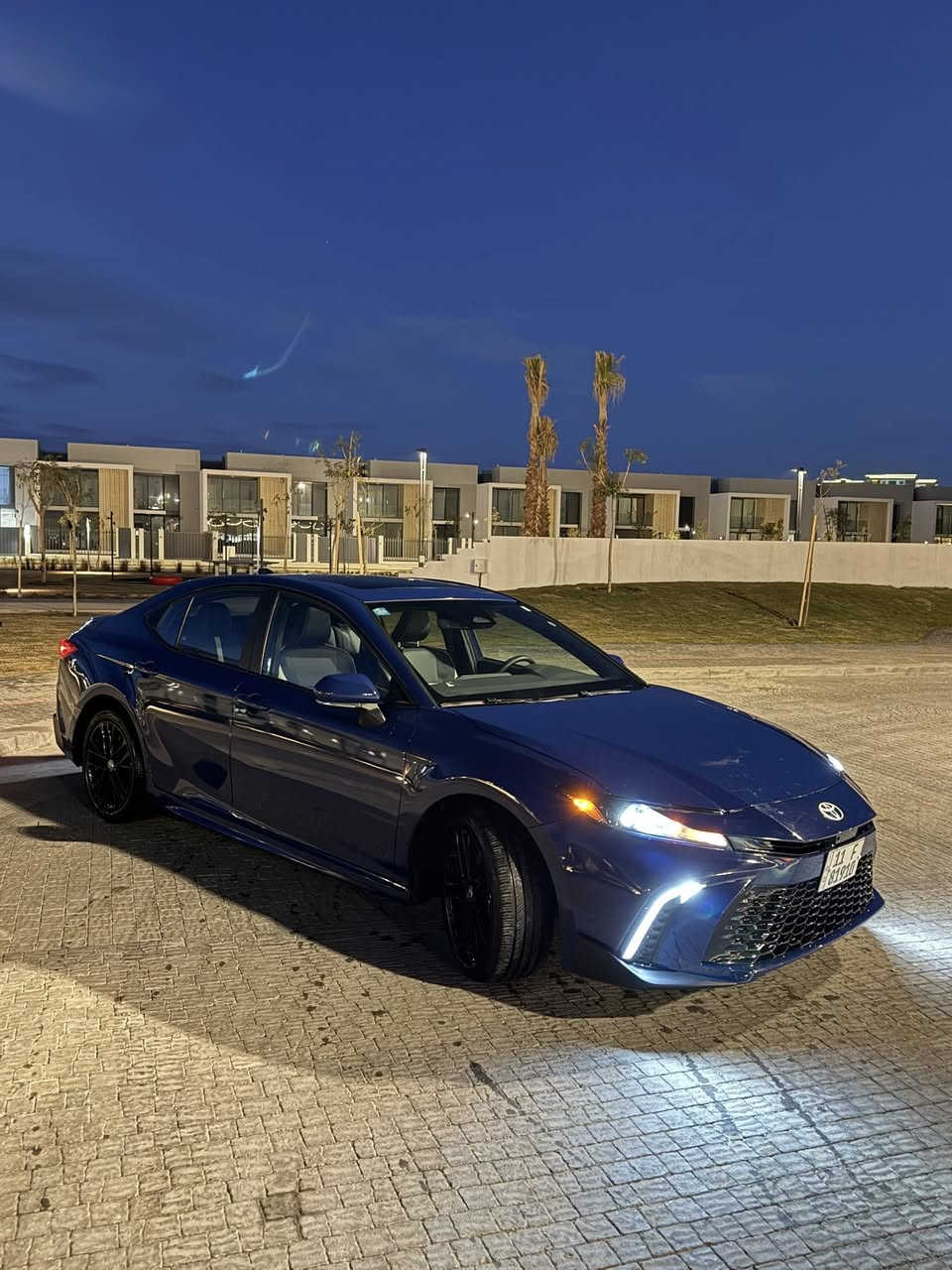 عرض بيع
تويوتا كامري هايبرد SE بلس 2025 
بدون ايرباك بدون دواخل بدون لغد بدون شاصي 
دخول جديد 
ماشية 18 الف 
مواصفات السيارة :
دخول ذكي 
شاشة كبيرة 
فتحة سلايد
كشنات جلد 
كشن السايق كهرباء 
تدفئة كشنات امامية
تدفئة ستيرن
رادارات امامية +خلفية+جانبية
 وضعيات قيادة ٣ 
كروز سرعه + تتبع مسار + محافظة عالمسار
كامرة خلفية دوارة 
لايتات زينون
شحن وايرليس
قطعتين تبريد 
حادثها : جاملغ مبدل ومصبوغ + ربع البنيد + دعامية امامية 

السيارة كاملة بدون اي مسج بالدشبول بدون نقص برغي 
مكانها العامرية 
للأستفسار (***********)
