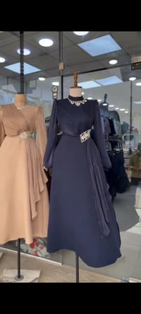فستان زارا • ايطالي • مقاسات ٣٨-٤٨