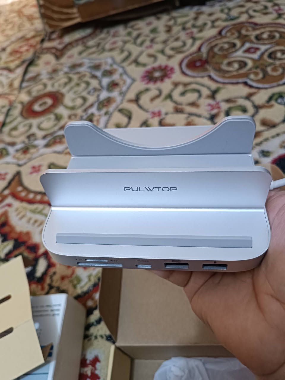 قطعه تحفه عدة استخدامات 
قاعدة مني بيسي
 او مخارج يوسبي ومنفذ تابسي نقل وشحن سريع 
وراك هارد في نفس الوقت
 السعر 30 الف


**إذا كنت صاحب هذا الإعلان وتريد حذفه لأي سبب، رجاءا أرسل رسالة إلى الدعم الفني**