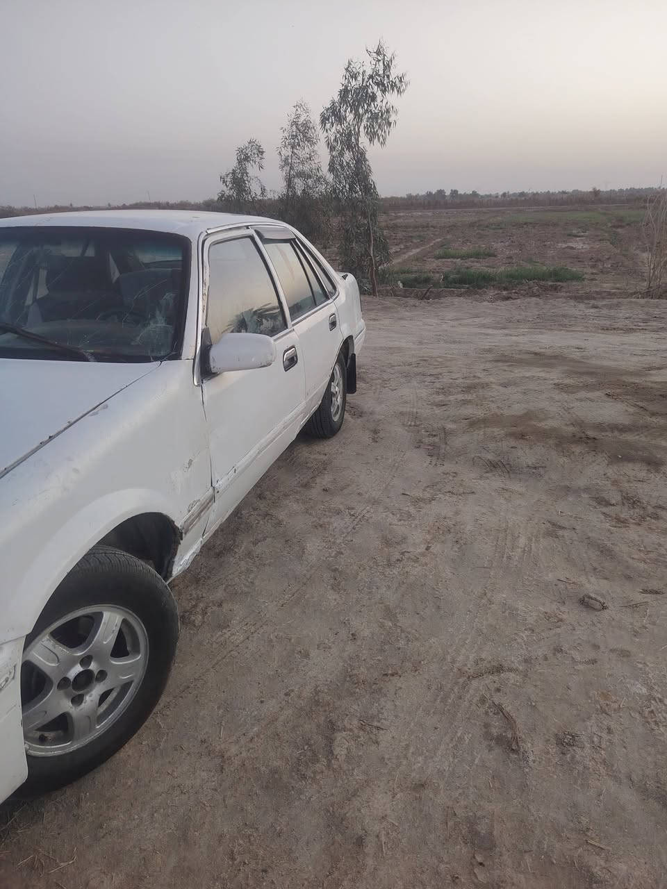 سلام عليكم سياره برنس فراشه رقم ديالى كرير اوت ماتيك مكينه حجم 20 شرط التحويل ووكله 
مكني ديونيه اتصل ***********
