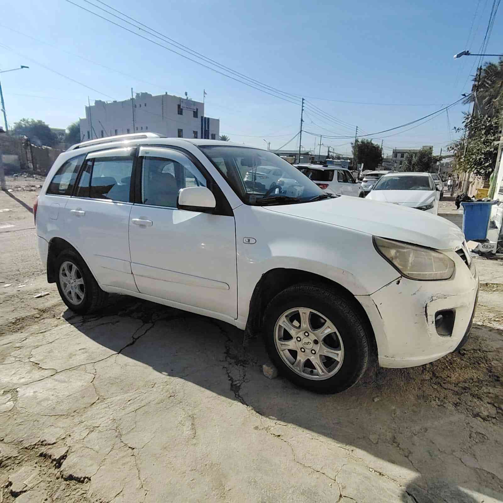 السلام عليكم شباب تيكو موديل 2012  
بيه ضربه  أسفل والدعاميه الكدام على جهت اليسره  مكينه كبيره تبريد تدفه خير من الله  السنوه 2027
السياره مال جناي  بيه قسام شرعي  
العنوان بغداد البياع ***********
السعر ٤٢
 وبيه مجال
