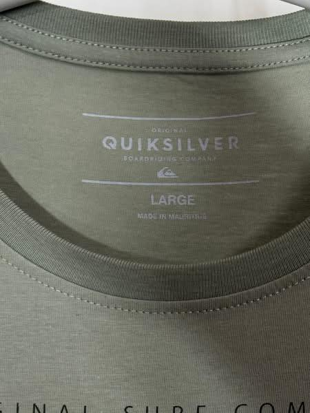 تشيرت  (QUlKSlLVER )سوبر كريم  
القياس  L
النظافه 💯/💯  

يوجد توصيل 🚚 (بغداد -محافظات )
☎️رقم الهاتف :***********

للحجز -دايركت
