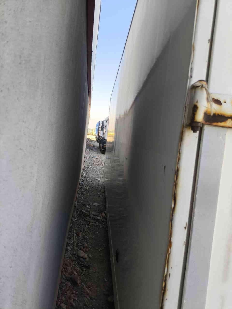 سلام عليكم
كرفان مال كنتر بلادي كامل هوه وشاصيه كلشي واضح بل صور موجود بكركوك السعر /14$ ورقه وبي مجال بسيط 
***********
