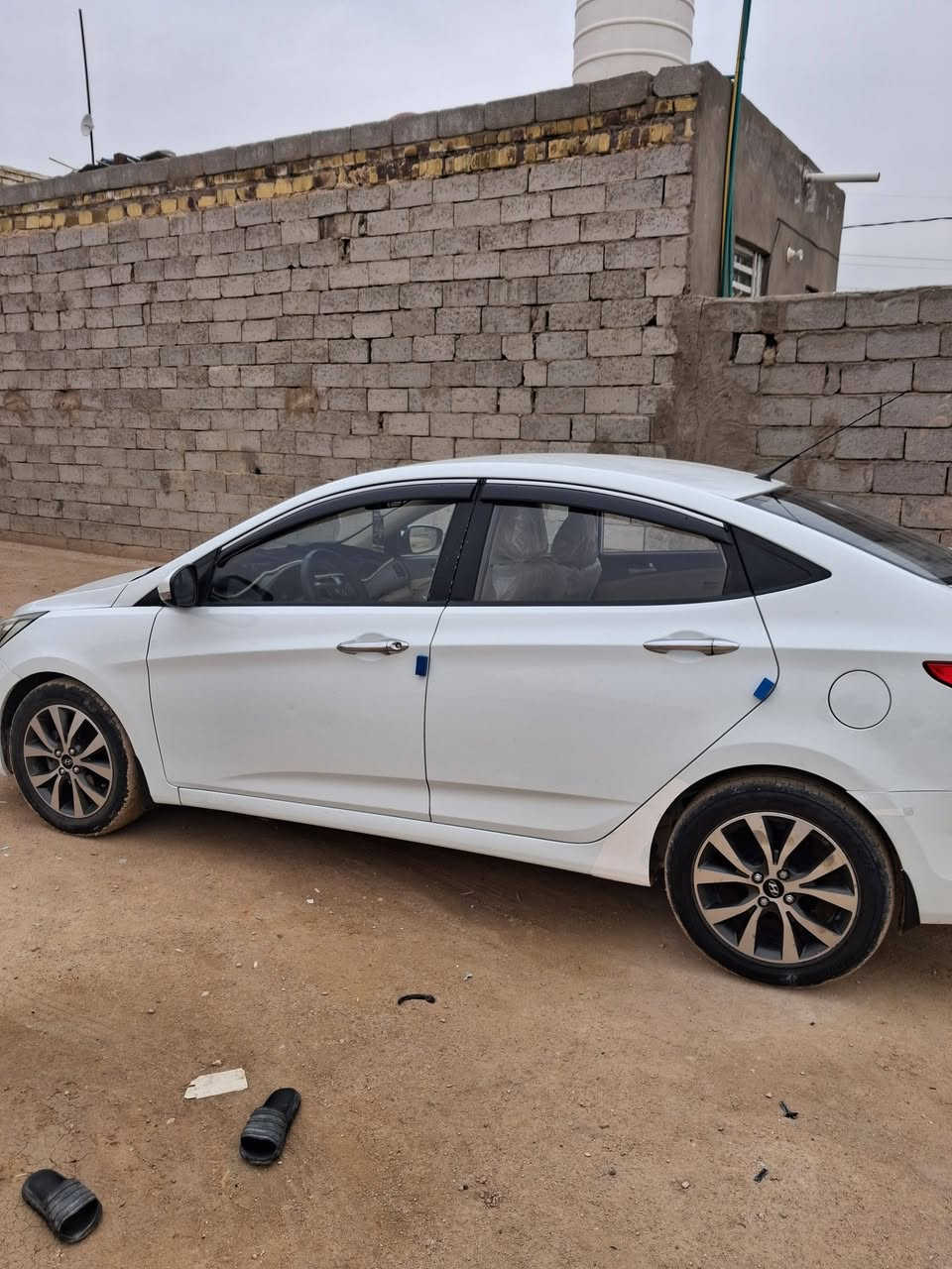 اكسنت 2015مكفول رقم انكليزي كربلاء محرك 600 السعر107العنوان النجف الاشرف ت***********
