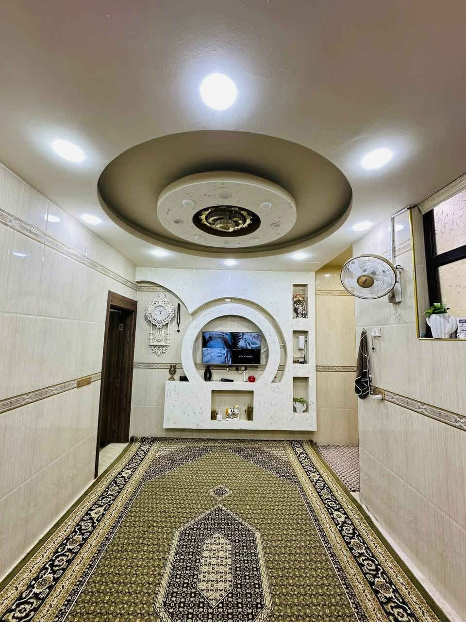 سلام علیکم     
#_خانووی_دووقات بۆ فرۆشتن 
ناونیشان قه زاي ڕزگاری (سموود) 
نزيك حزبي شوعي

◼️ گەڕەکي گه رميان (نزيك حزبي شوعي
◼️كولاني سبكراوه 
◼️ ڕووبەری 5 بە 20 = 100 مەتره 
◼️ريگه پيدانه   ڕووی له خؤري به يانيه 
◼️ فوول مۆدێرن و سەردەمیانە کراوە  
 مواسەفاتەکانی پێکهاتوون لە ،👇

( کامل دەکتی مەرکەزی بۆ کراوە _ مەترو بیست کاشییە  _ دەرگای ئەسڵی بۆ بەکارهێنراوە _ کۆڵانی سبكراوه _ نزیکی مەکتەبە )
✍️ژوورەکانی ئەم خانووه پێکهاتووە لە 👇

◼️قاتي يه كه م پيك هاتوه
🔶 میوان 
🔶 مساعد مطبخ
🔶 هۆڵێک 
🔶 ژوورێکی نوستن
🔶 ڕۆشنایی 
🔶 مشتەمەلات 
قاتي  دووميش وك  قاتي يكمه
دوو ژوري نوستن له گه ل هؤليك
بؤه زانيني نرخي ئه م خانوانه خاليك له كوميند دانه

بؤ زانيارى زياتر پةيوندى بكةن بة يةكيك لةم ژمارانةى خوارةوة👇
📞☎️
***********
***********
