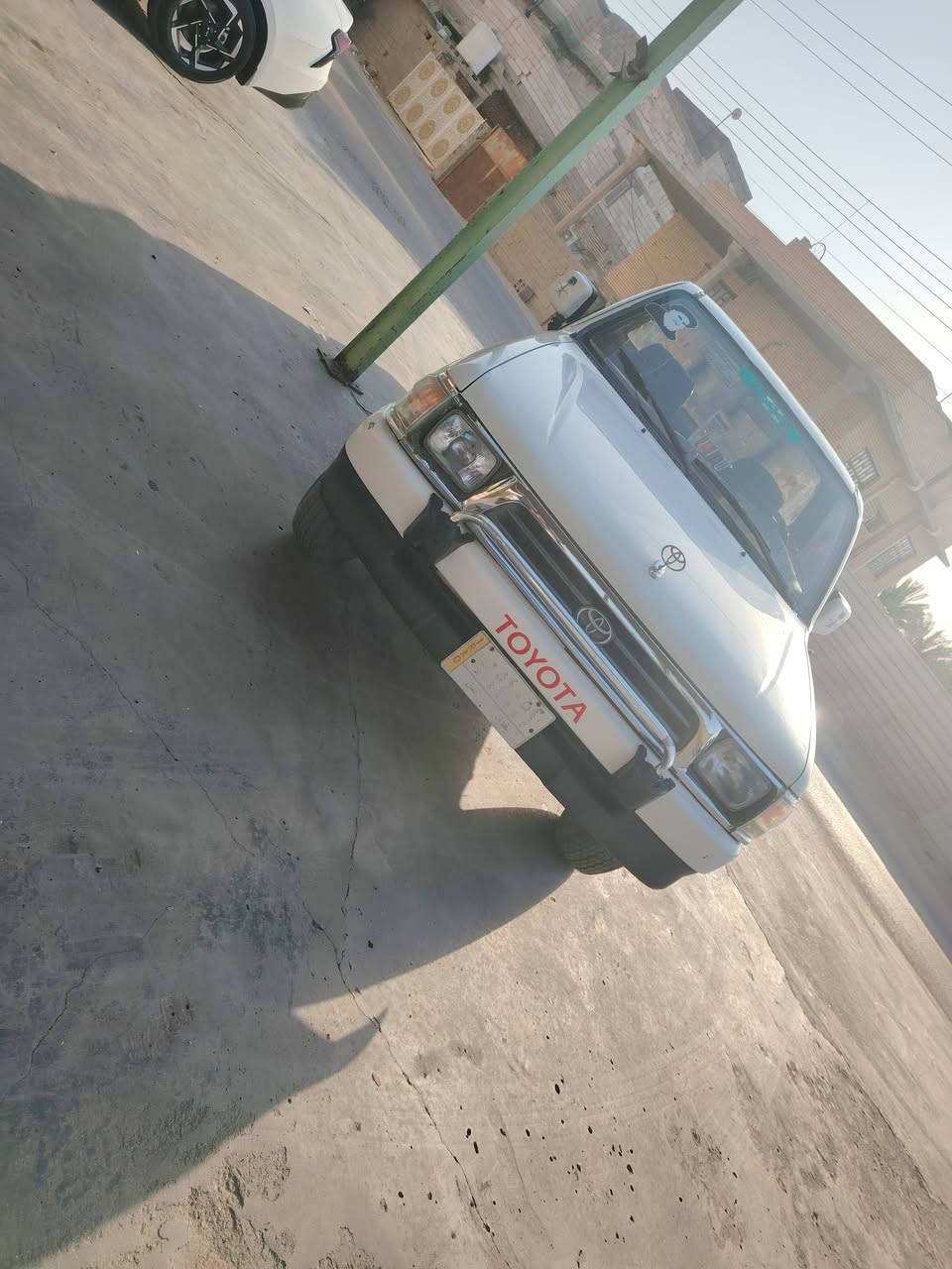 سلام عليكم سياره موديل2000سياره مكفوله شاصي كسن كير محركك كله كفاله بيه بس بارد بصفحت راكب سعر 85وبيه مجال الشراي المكان البصره الزبير ***********مكلف بنشر
