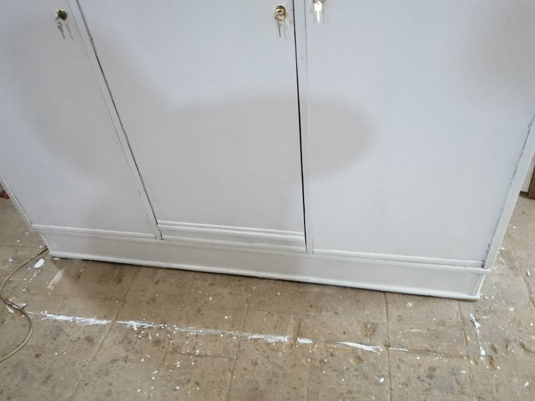 كنتور ٣ باب مستعمل ابيض الداخل عادي  الرجل  بلاستك  الظهر معاكس عادي  السعر  190 وبي مجال العنوان بغداد الكرخ تقاطع درويش البياع شارع البداله الانتصارسوق اميمه فرع مجمع الرازي ع اليمنه منتصف شارع ع اليسرى خلف مي اور
***********
*********** بغداد, العراق
