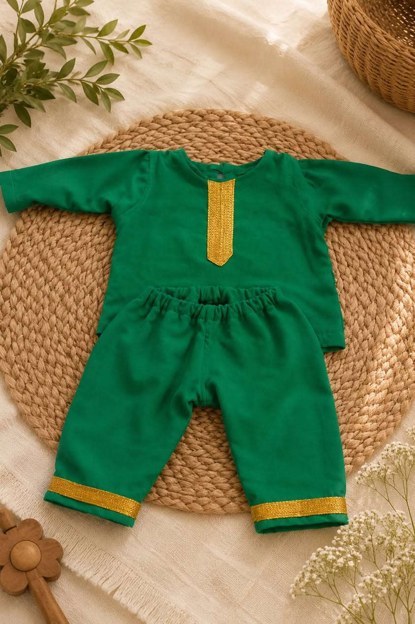السلام عليكم
💚 بدلات عاشورائية للأطفال متوفرة 💚
بدلات أنيقة للأطفال بخامة مريحة وخياطة مرتبة، مناسبة لإحياء مراسم عاشوراء.
✨ جودة عالية ✨ موديلات مرتبة ✨ مقاسات متنوعة 🚚 التوصيل متوفر داخل بغداد
📩 للحجز والاستفسار راسلوني على الخاص، والكمية محدودة.
#بغداد #مدينة_الصدر #بدلات_أطفال #ملابس_أطفال #عاشوراء #ملابس_عاشوراء #بيبي #مواليد #خياطة #خياطة_نسائية


**إذا كنت صاحب هذا الإعلان وتريد حذفه لأي سبب، رجاءا أرسل رسالة إلى الدعم الفني**