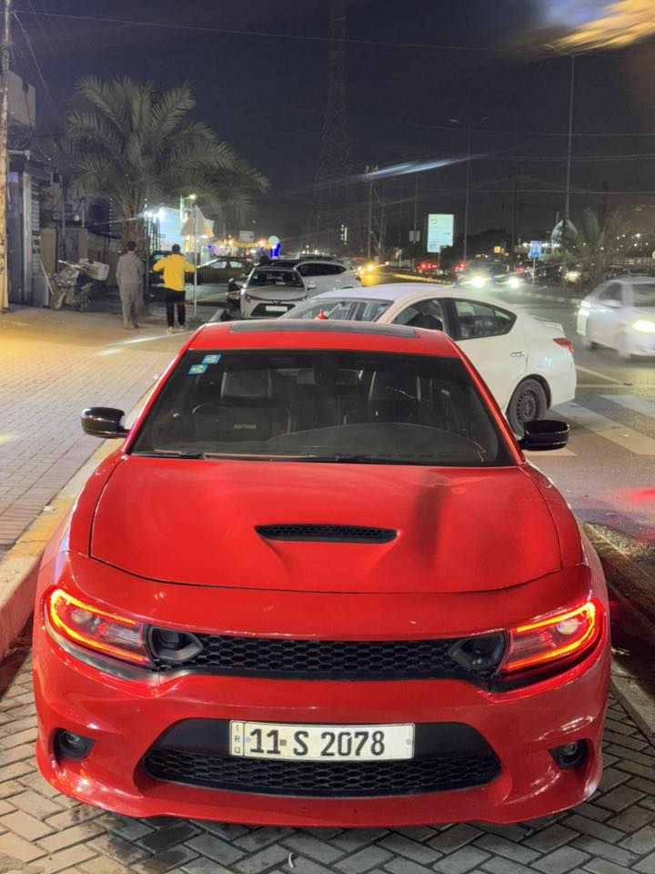 جارجر  لون احمر طماطة موديل 2022 

ماشية  61000 ميل

حادث جاملغ ايسر وبنيد صبغ فقط و جاملغ خلفي ايسر صبغ اثر طخة

كير ومكينة وتبريد مكفولات 

المواصفات سوبر تراك باك فتحة وبيها غرفة دايتونا  
رقم مميز  

السيارة ابلادية عليها برمجة مصطفى ايكل سيفتي وبيها تفريغ حجر فقط 

هزة جديدة

السعر  230$ وبيها مجال 

للاستفسار فقط واتساب واتصال
***********
