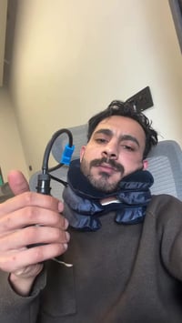 وسادة رقبة • نفخ يدوي • ٣ طبقات