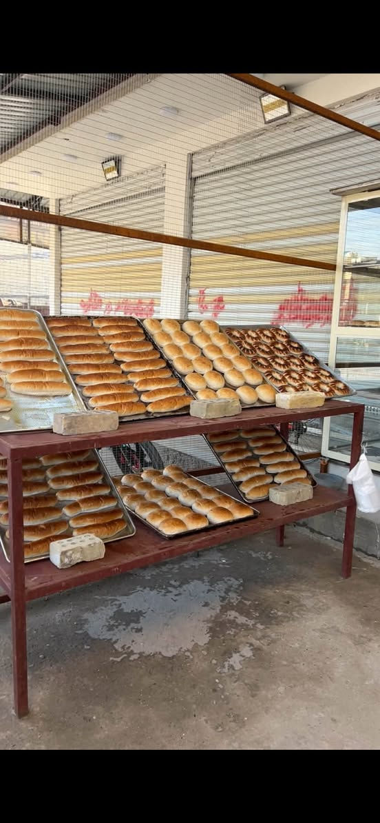 ‏سلام عليكم
‏فرن للبيع
‏بغداد العبيدي
‏150 إلى 200 طاولة
‏ كيس كهربائي باليوم
***********
