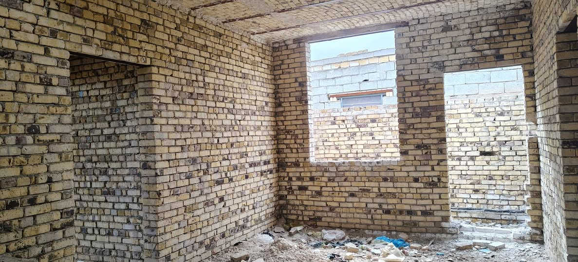 بيت هيكل 200م على شارع العام خلف جامعة المثنى غرفتين وصاله وبراني  ووحمام ومطبخ
لتواصل على رقم  ***********
