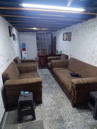 تخم تركي • ٧ مقاعد • نظيف