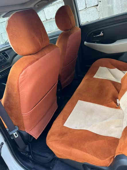 السلام عليكم كيا كارنز مديل 2014خليجي 7 راكب بنوراما بغداد بسمي ماشيه 160 كير مكينه تبريد كله كفاله جاهزه مال جناي بيه جامرلوخ خلفي صبخ السعر 140 مع المجال البسيط مكان السياره ديالئ جديده الشط رقم ***********
