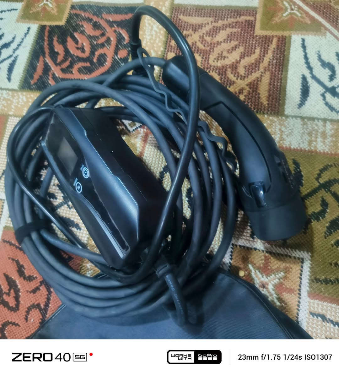 السلام عليكم  عندي شاحن تسيلا الي تفيده يكتب سعر واني اطلبه خاص


**إذا كنت صاحب هذا الإعلان وتريد حذفه لأي سبب، رجاءا أرسل رسالة إلى الدعم الفني**