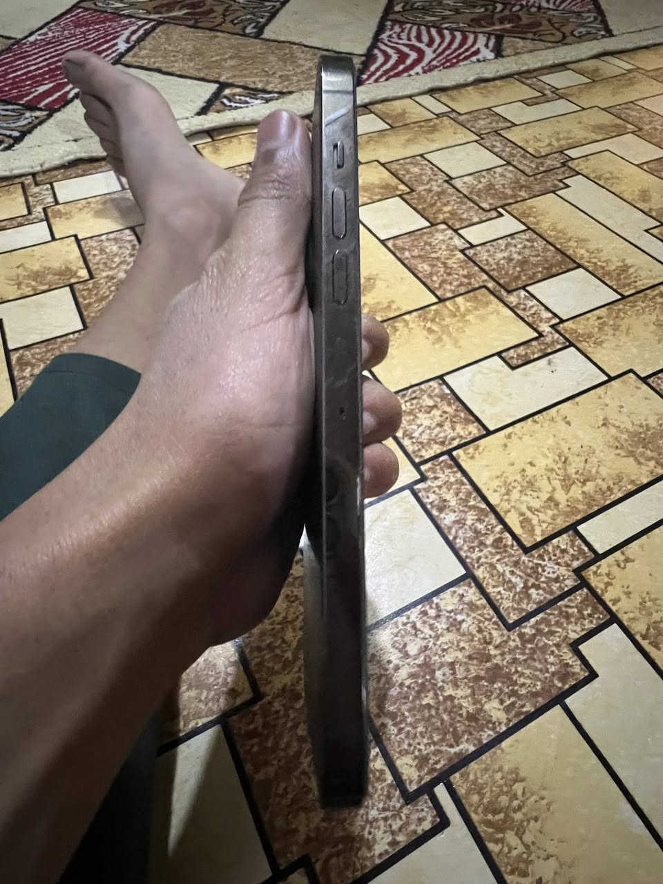 إسلام عليكم آيفون 13برو ماكس جهاز كفاله عامه ملحقاته كله ويه كارتونه و كيبل جهاز حلو و مرتب كفاله عامه ما مفتوح و لاا طاب تصليح ذاكرت الجهاز 256 و بطاريته 90 جهاز كفاله ما مصلح سعره 825الف وبي مجال بكاني بصره حيانيه ول لاين هاذه رقمي ***********
