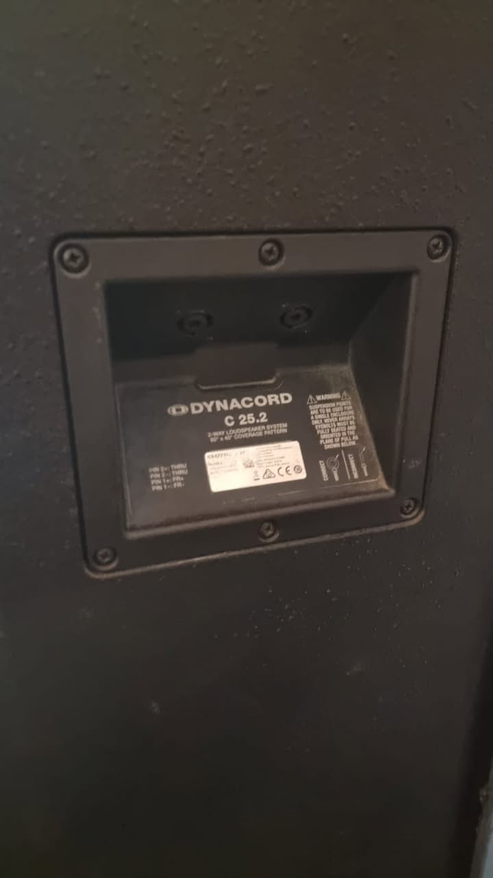 السلام عليكم شباب سماعه دينكود  دبل وڤر مستعل نظيف صوت كلش عالي سعر الزوج800$
***********
