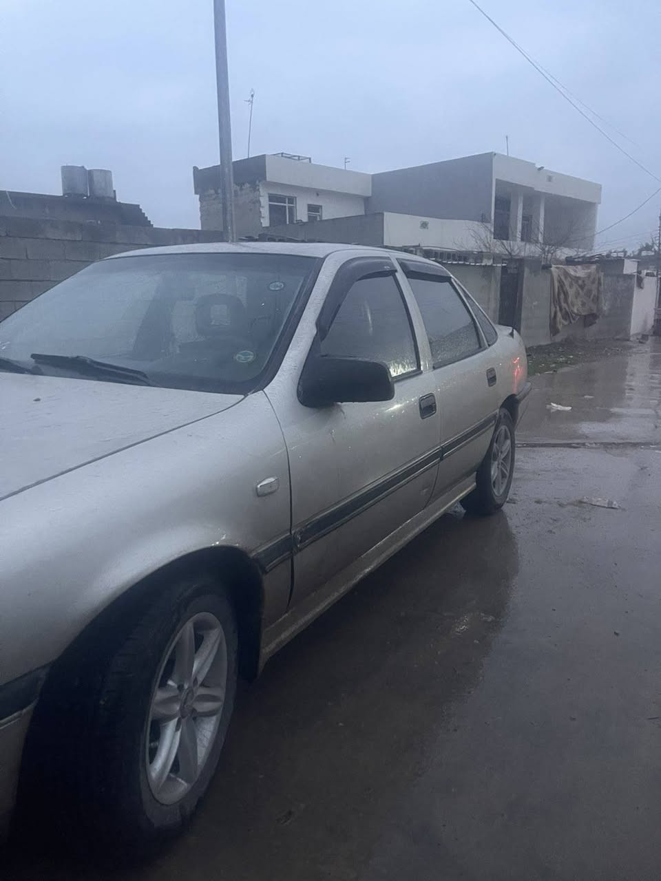 ‎فكترا بوفروشتن موديل 1992 مةكينه 20 كير عادي سةنةوييه   ***********‎ أربيل, العراق
