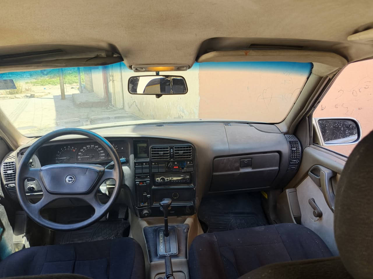 اوبل اوميگا موديل 87 گير توماتيك منظومة غاز حجم 20 داير واحد صبغ اصلي تبريد بس مايشتغل گير ومحرك شرط كابون بانزين بيها العنوان موصل حي الكرامه السعر 40 وبيها مجال/***********/***********

